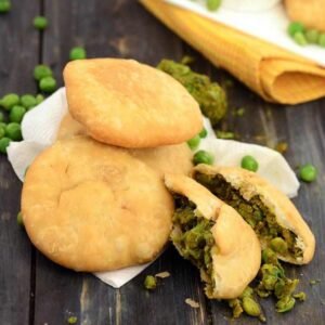 Kachori Peas